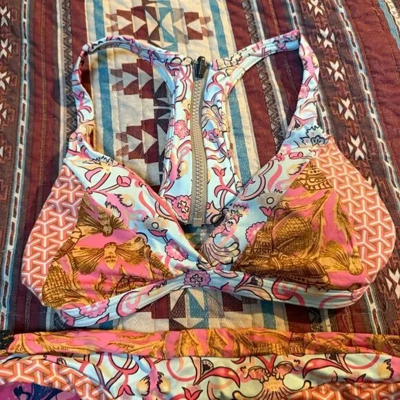 Maaji Reversible Bikini Set size small - Picture 3 of 10